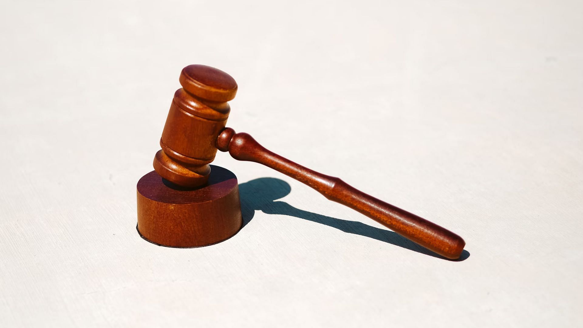 Capturing the Friedmans faced criticism for omitting evidence (Representative image via Unsplash/ @ Tingey Injury Law Firm)